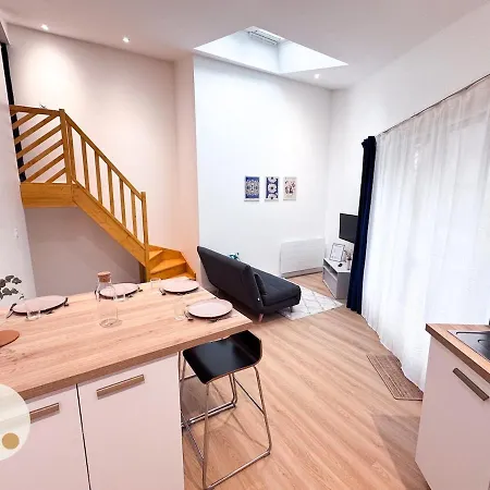 Holiday home Tranquiloue - Petite Maison A 10 Min Du Puydufou *