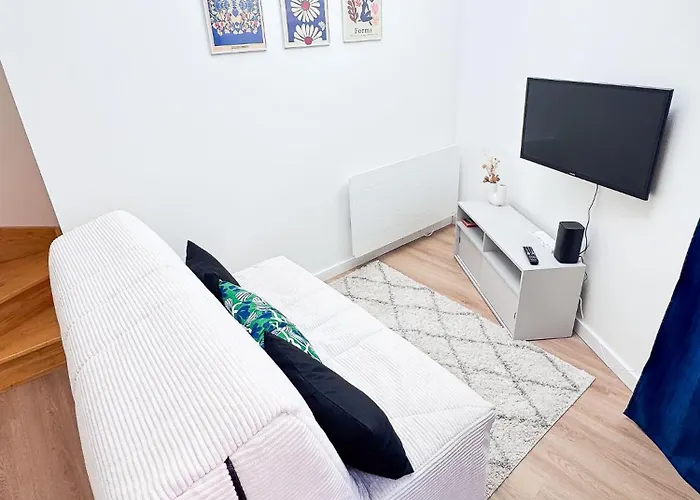 Tranquiloue - Petite Maison à 10 Min Du Puydufou Hébergement de vacances *